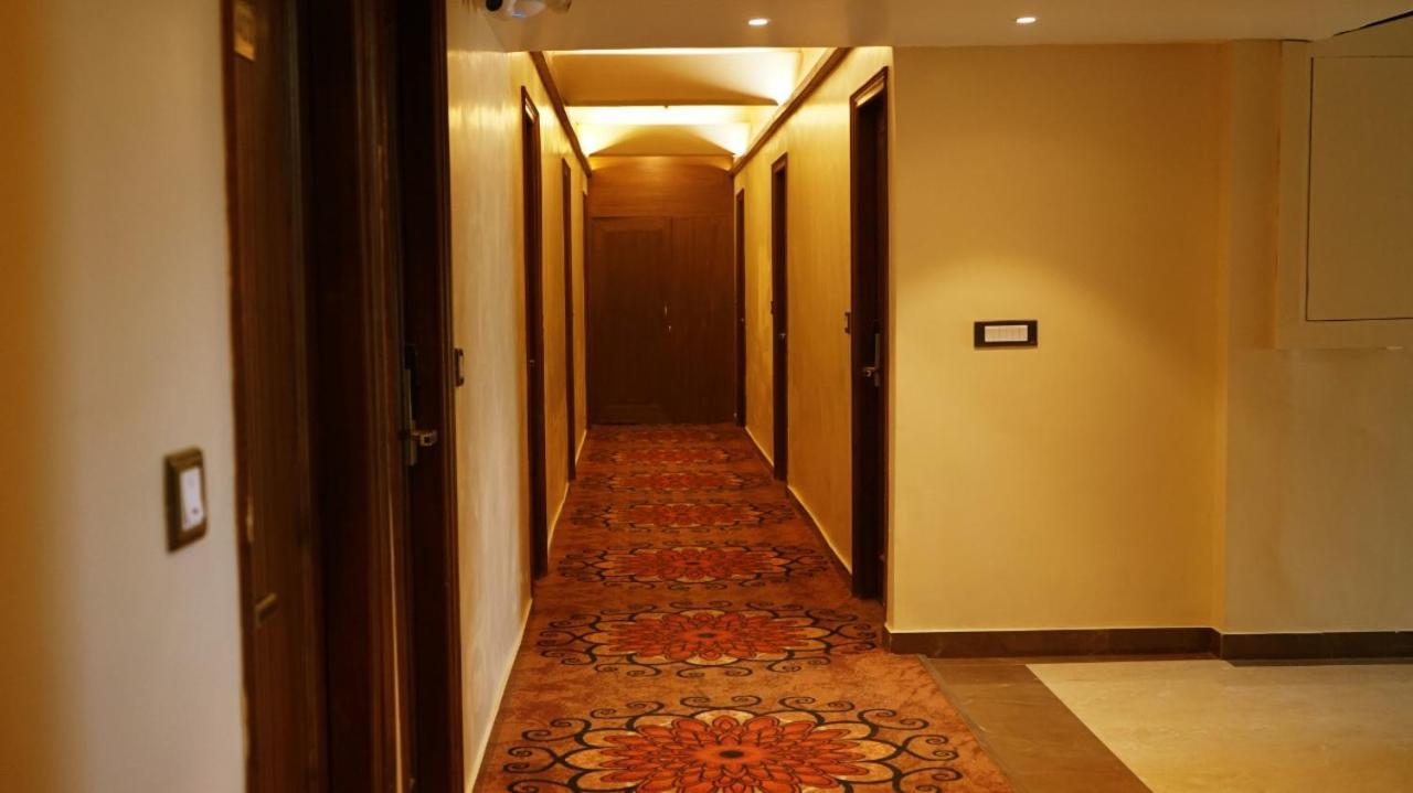 Hotel Sukh Mehal Jalandhar Exterior foto